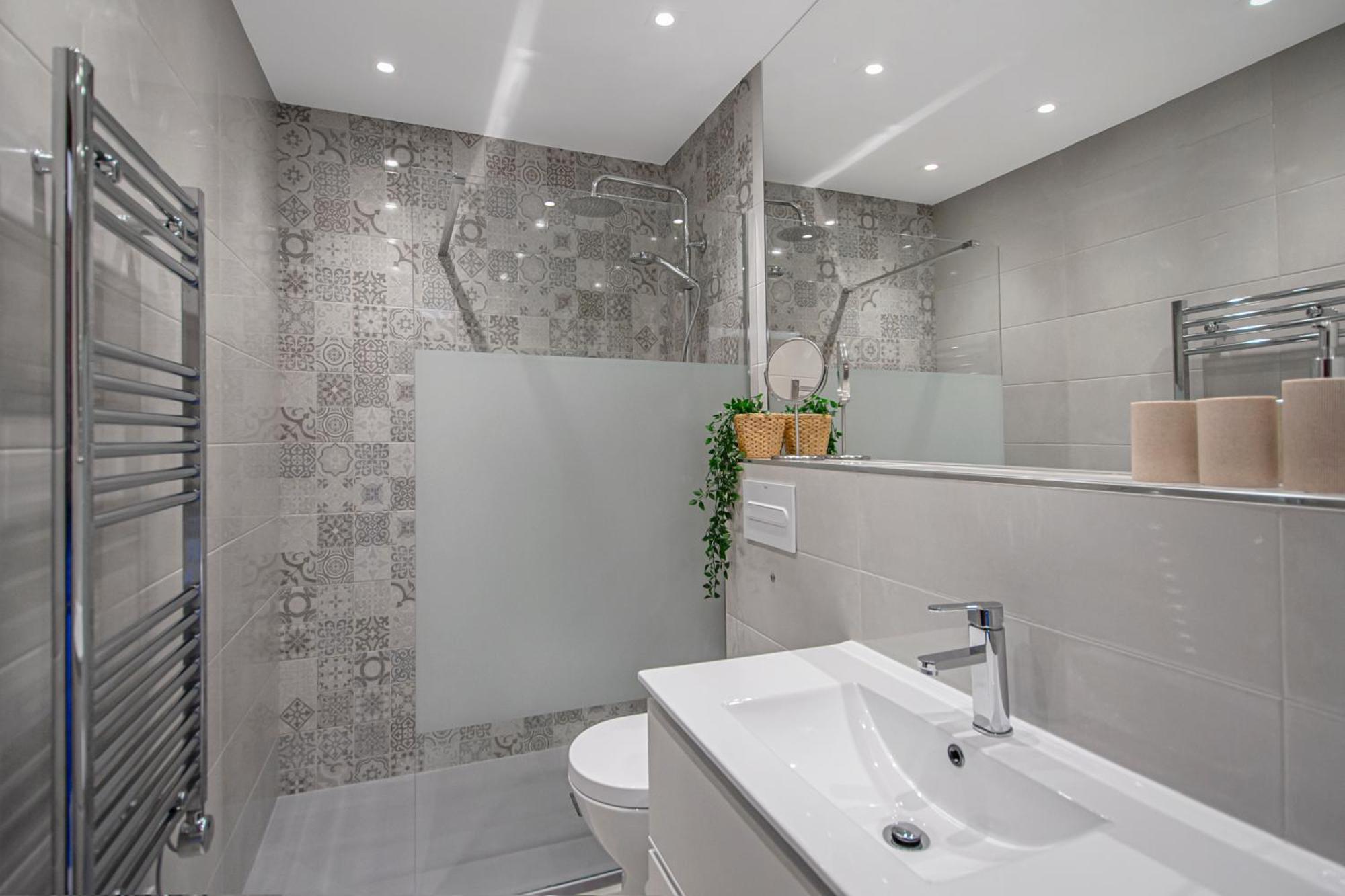 Oasis De Capistrano, Calle Palmas 24 B